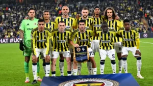 Fenerbahçe’de sakatlık: Nathan Ake oyuna devam edemedi!