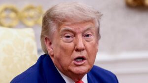 Trump’tan Zelenskiy’e tepki: ‘Bu savaşı bitirmek istemiyor’